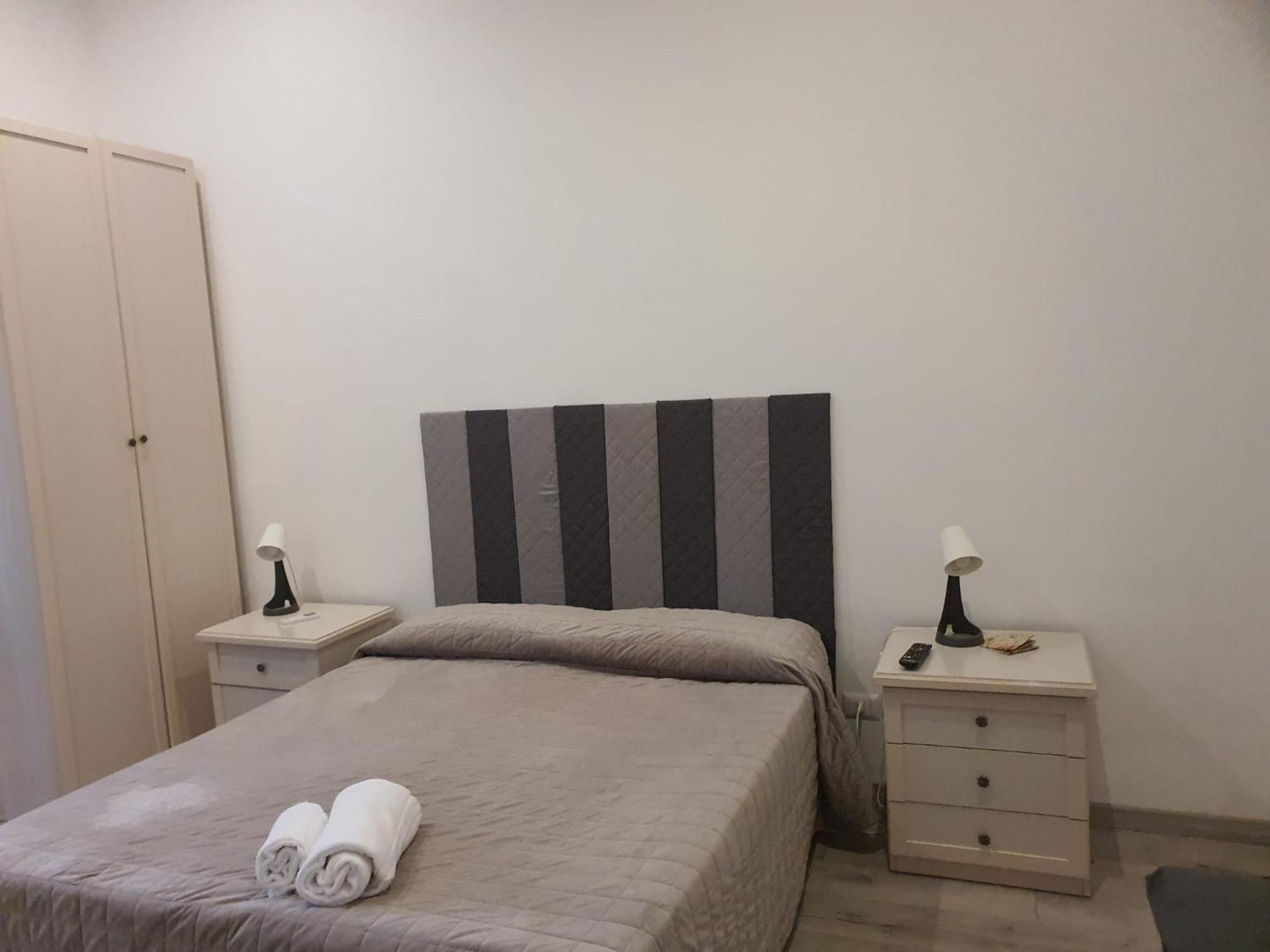 Casa Max Apartment โรม ภายนอก รูปภาพ